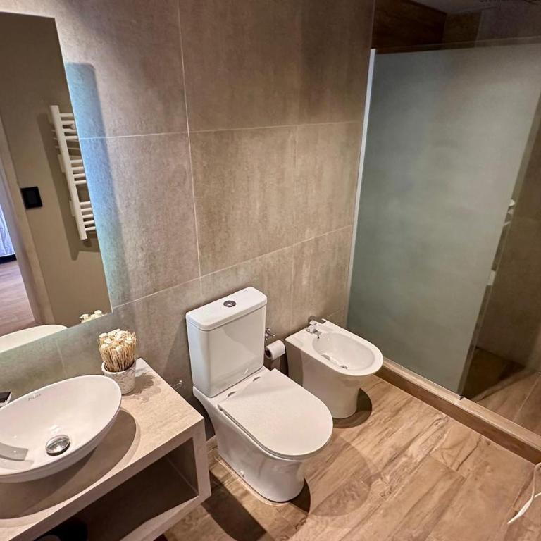 LÜN Lodges - Deluxe Double Room - 11