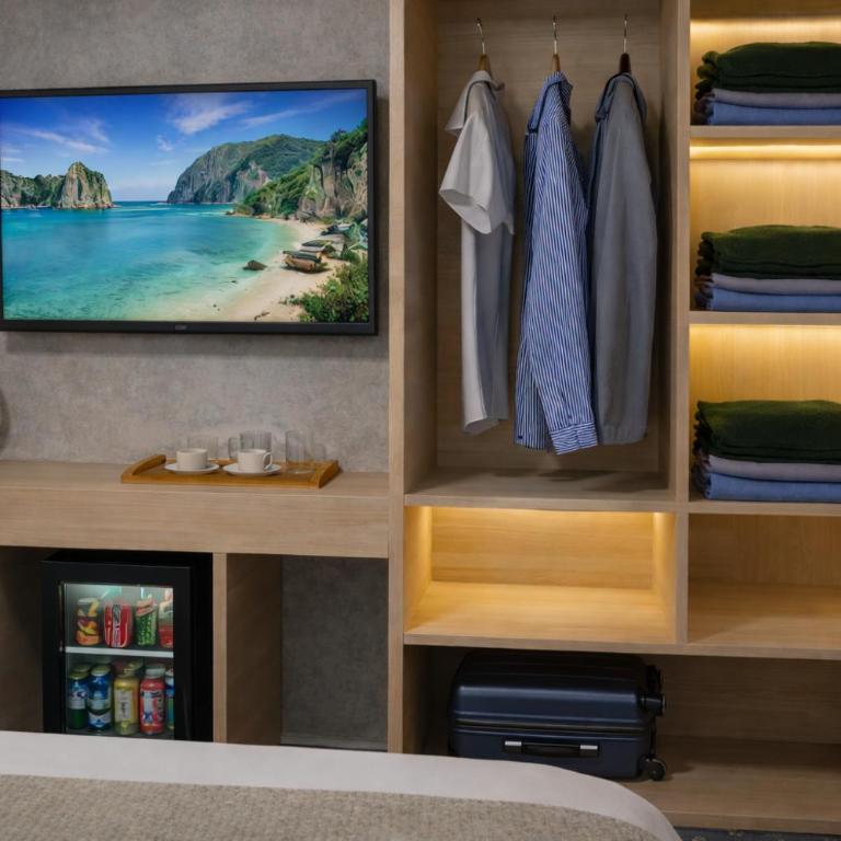 Hotel Fineso - Standardna Dvokrevetna Soba sa Bračnim Krevetom / Zasebnim Krevetima - 6