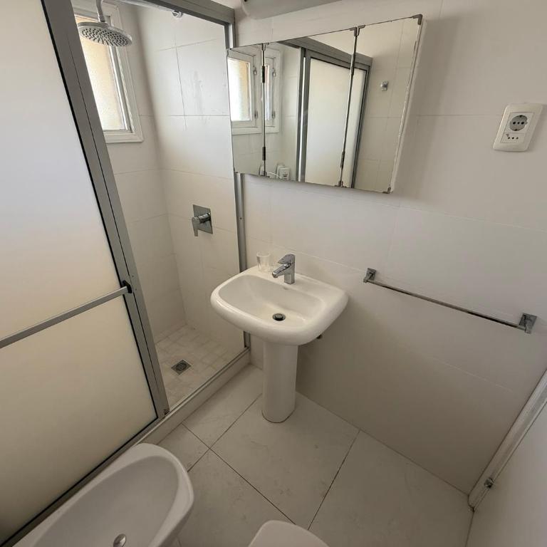 departamento 4 ambientes frente al mar con cochera privada CostaAzulPunta - Apartamento - 35