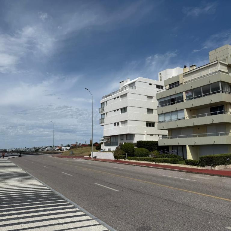 departamento 4 ambientes frente al mar con cochera privada CostaAzulPunta - Apartamento - 47