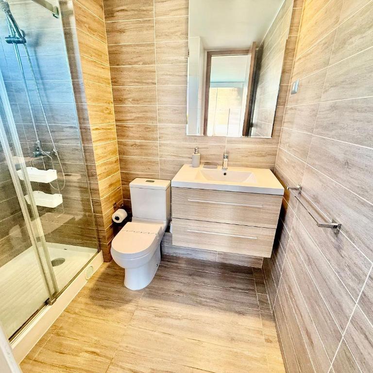 Modern double suite apartment with heated pool - Apartment - 8