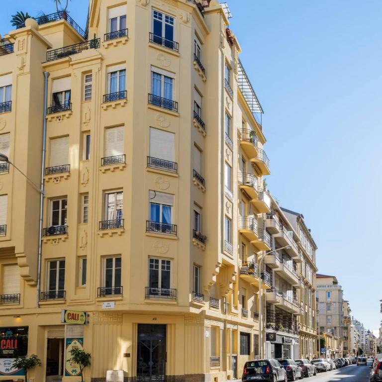 Charmant 2 pieces dans le carre d or - Appartement avec Balcon - 16