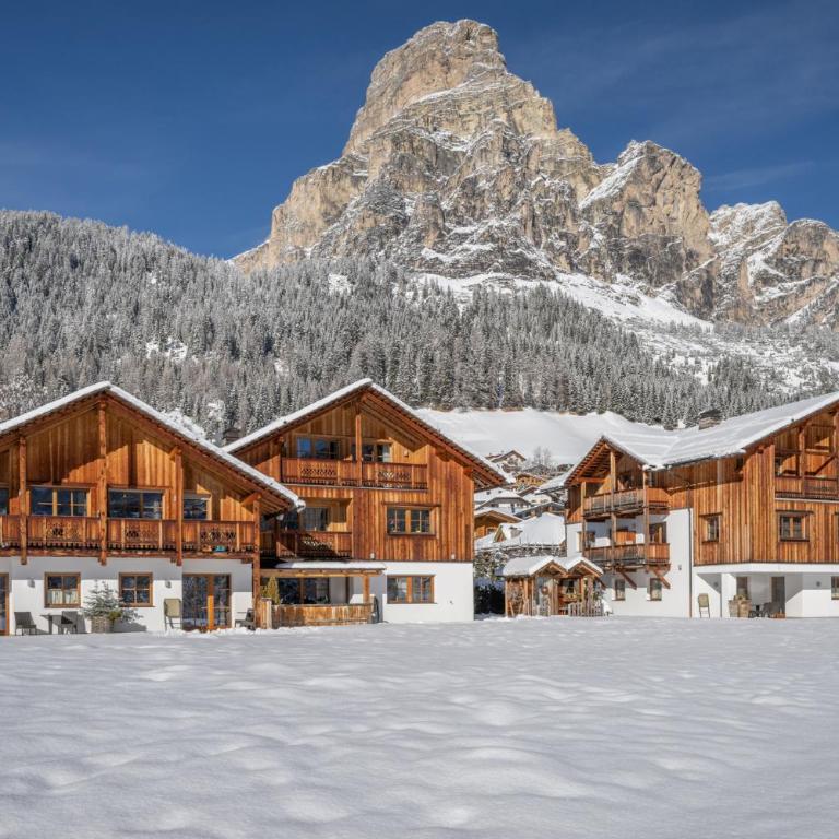 Chalet Ciasa Tino & Sara - BelaVal Apartments - Apartment mit Blick auf die Berge - 37