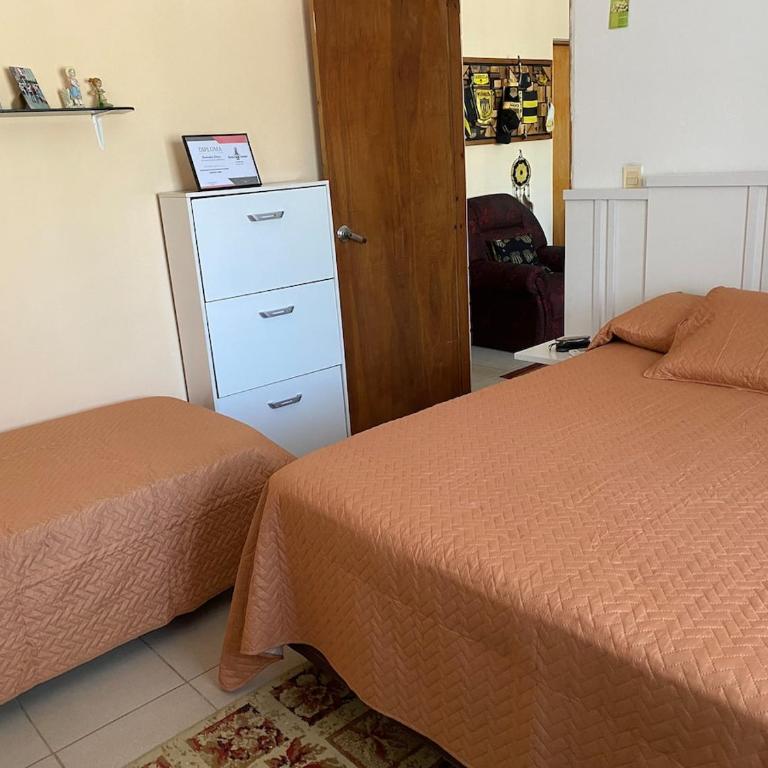 Apto Grande Cerca de la Playa - Two-Bedroom House - 6