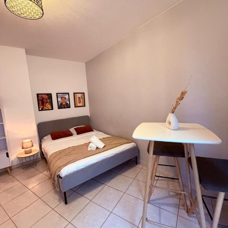 6 Anatole - Studio - Charpennes - Appartamento con 1 Camera da Letto - 6