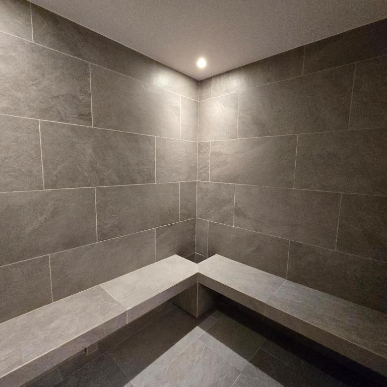 Balconied Peaceful Apt in High-rise with Amenities - Estudio Deluxe con cama grande - 17