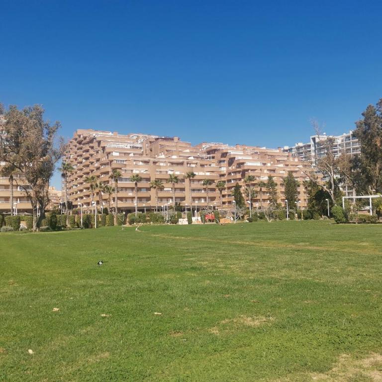 Apartamento a primera linea de playa ideal para relajarte - COSTA MARINA III - Habitación Doble Económica - 3