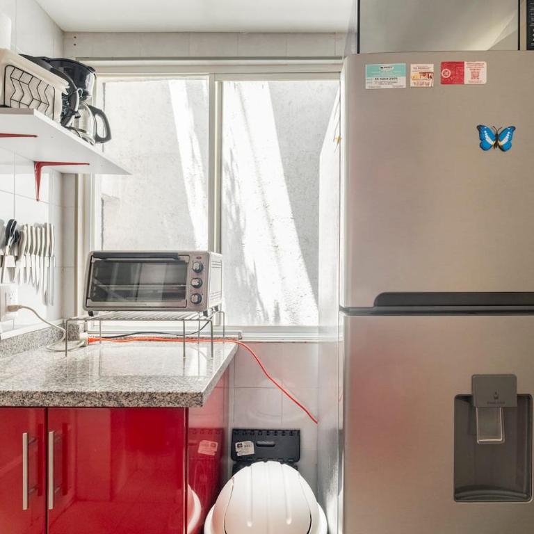 Experience Roma Norte in Eclectic Balconied Apt - Apartment with Balcony - 13