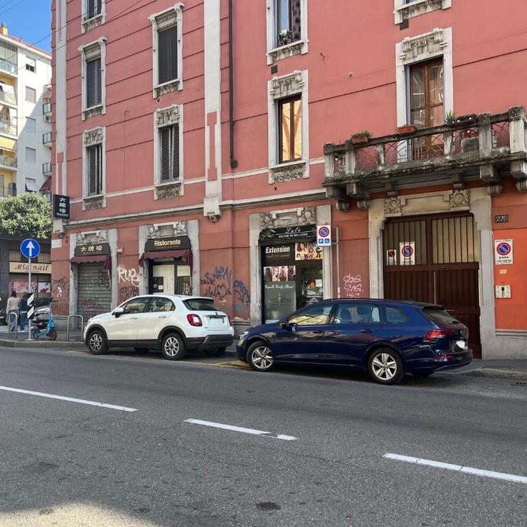 Youhosty - with AC, Metro Stop - Appartamento con 1 Camera da Letto - 2