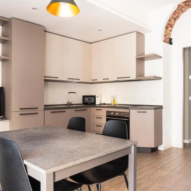 Youhosty - with AC, Metro Stop - Appartamento con 1 Camera da Letto - 16