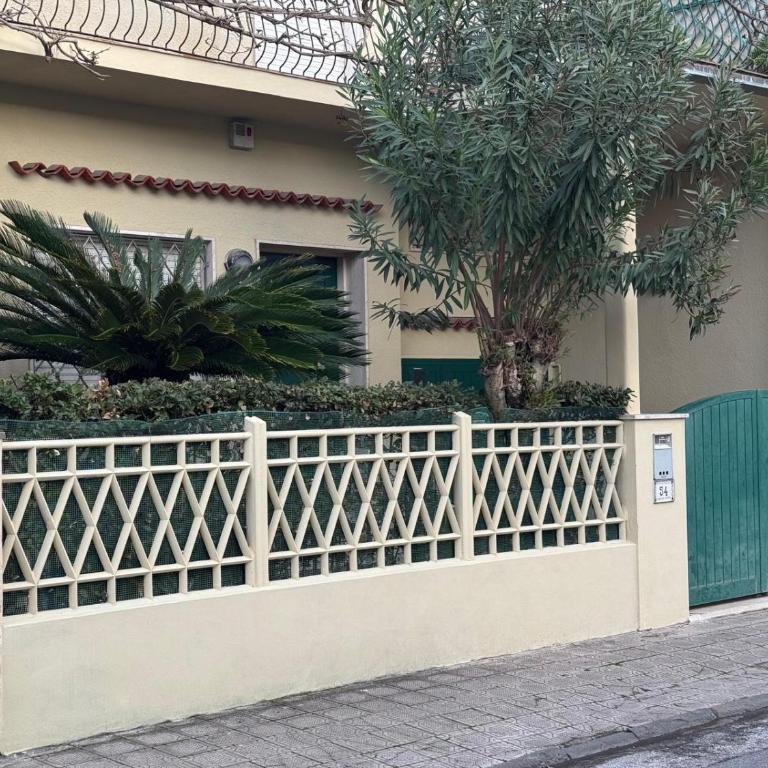 Spaziosa casa con giardino e dependance - Four-Bedroom House - 35