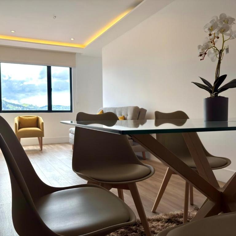 Luxury 2BR Apartment Near Cuenca Center Sleeps 5 - Apartamento de 2 dormitorios - 16