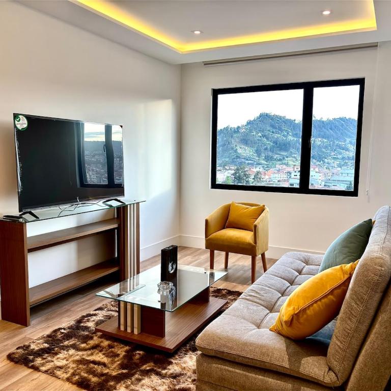 Luxury 2BR Apartment Near Cuenca Center Sleeps 5 - Apartamento de 2 dormitorios - 2