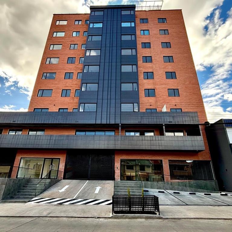 Luxury 2BR Apartment Near Cuenca Center Sleeps 5 - Apartamento de 2 dormitorios - 43