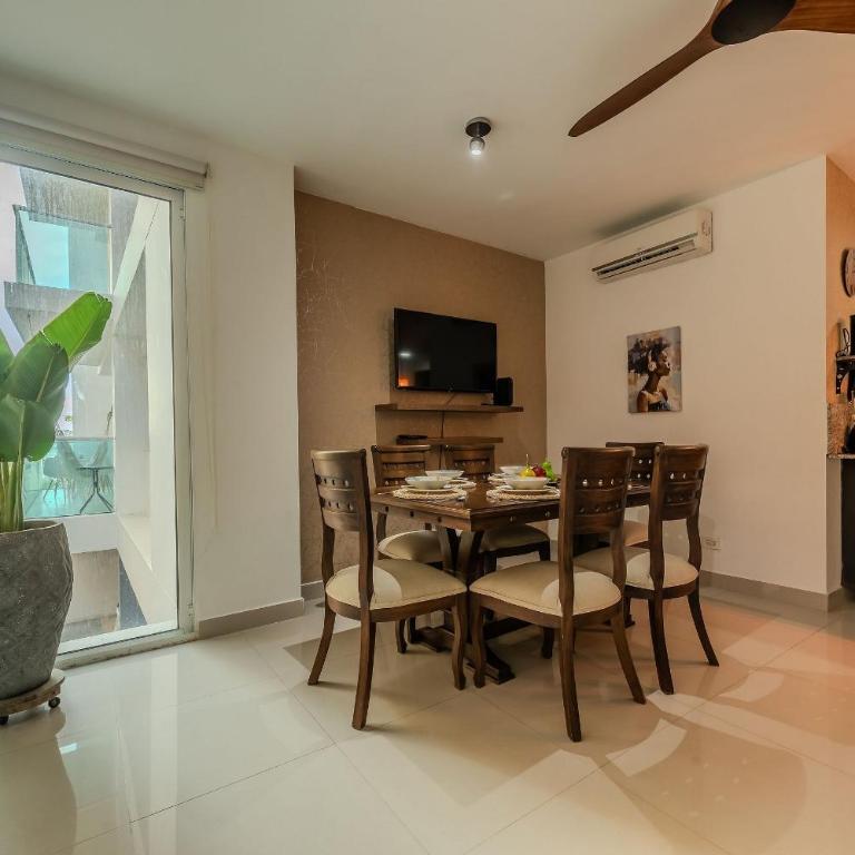 Oceanfront condominium with direct access to the beach. - Two-Bedroom Apartment with Balcony - 16