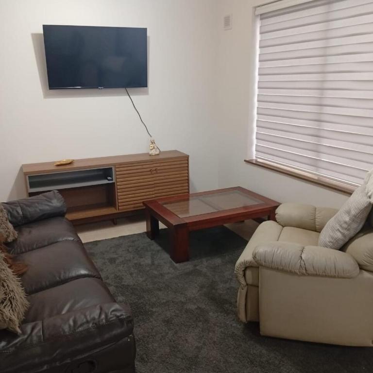 Casa a estrenar pucon - Three-Bedroom Apartment - 7