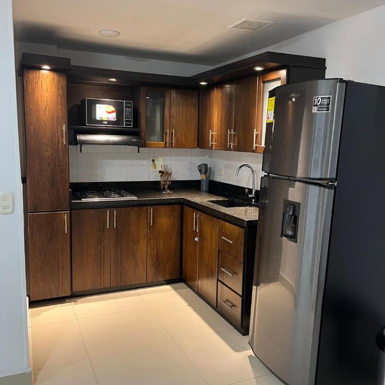 Spacious and bright - One-Bedroom Apartment - 1