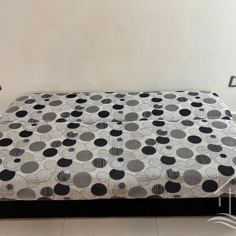 Promo-2BR-Sleeps 8-Luxe Dept-1 Min Walk to Beach - Two-Bedroom Apartment - 15