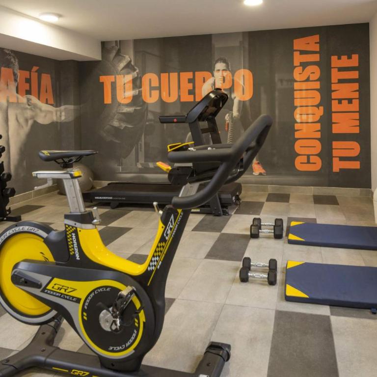 HOM l Wifi Piscina AireAcond SantaLucia Gym CoWork - Apartment - 7