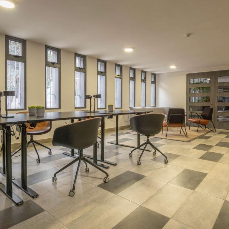 HOM l Wifi Piscina AireAcond SantaLucia Gym CoWork - Apartment - 39