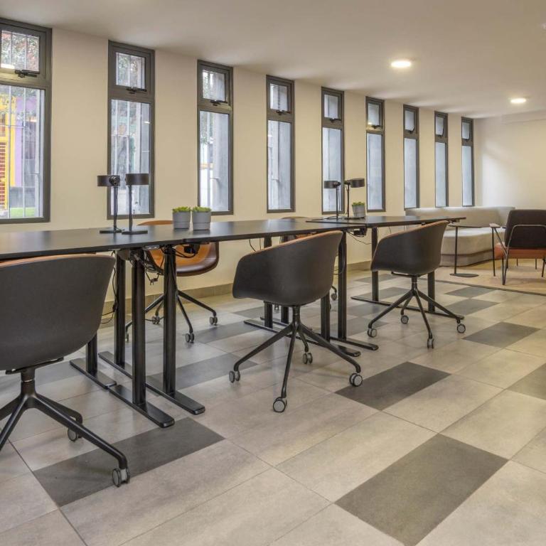 HOM l Wifi Piscina AireAcond SantaLucia Gym CoWork - Apartment - 41