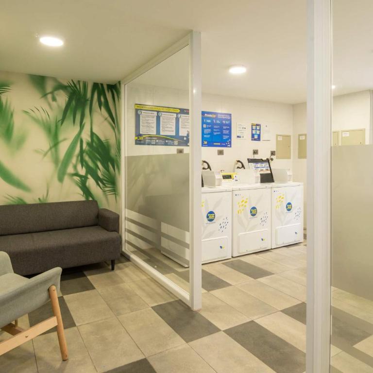 HOM l Wifi Piscina AireAcond SantaLucia Gym CoWork - Apartment - 64