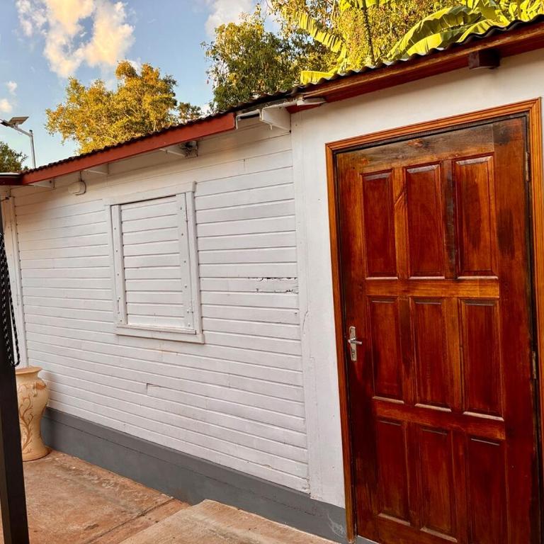 Las Juanitas - Two-Bedroom House - 34