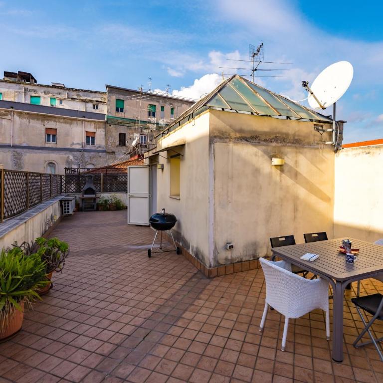 Casa al rettifilo con Terrazzo - Appartamento - 44