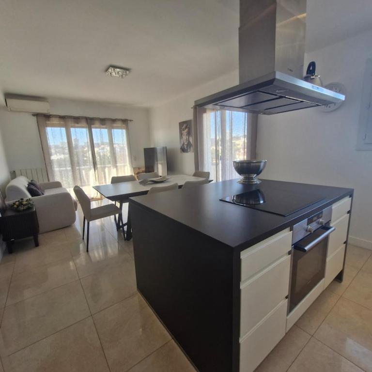 Large 3-bedroom apartment Port Vauban - Apartment mit 3 Schlafzimmern - 25