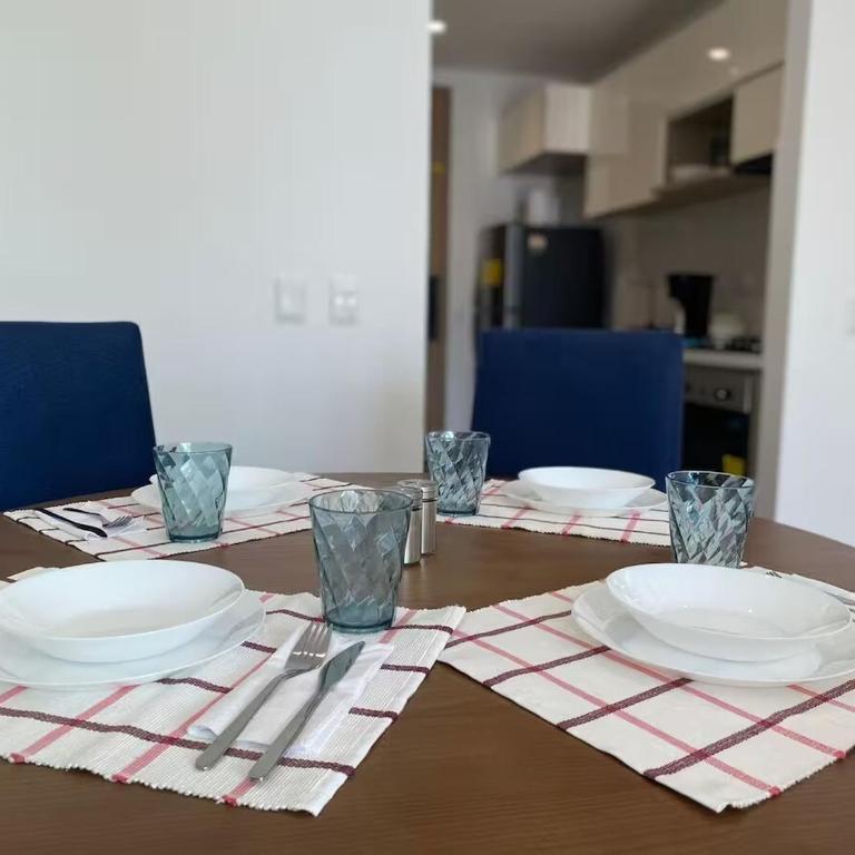 Ocean View 14th Floor Salguero Beach - Two-Bedroom Apartment - 16
