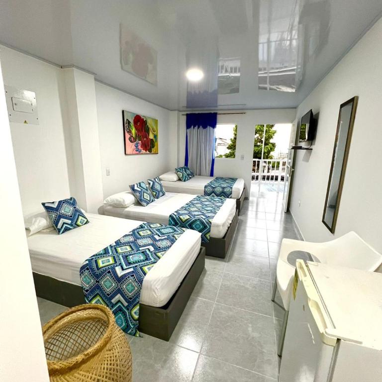 Apartaestudios Limsor Town - Estudio Familiar - 3