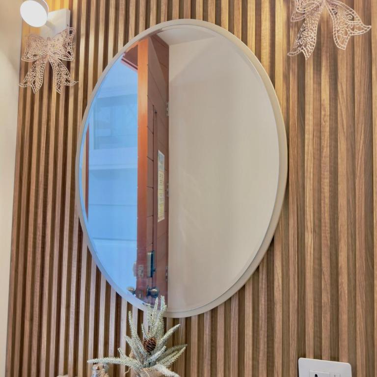 Modern apartment a short walk from the boulevard and beach - Two-Bedroom Apartment - 3
