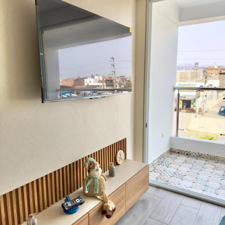 Modern apartment a short walk from the boulevard and beach - Two-Bedroom Apartment - 25