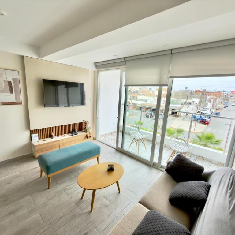 Modern apartment a short walk from the boulevard and beach - Two-Bedroom Apartment - 37