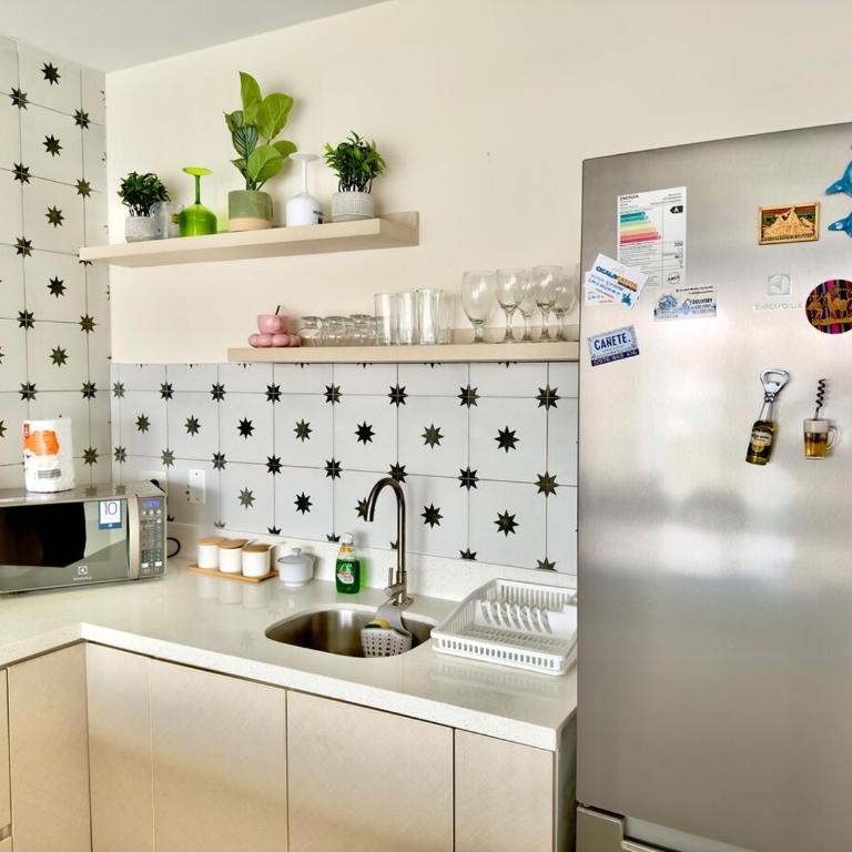 Modern apartment a short walk from the boulevard and beach - Two-Bedroom Apartment - 40