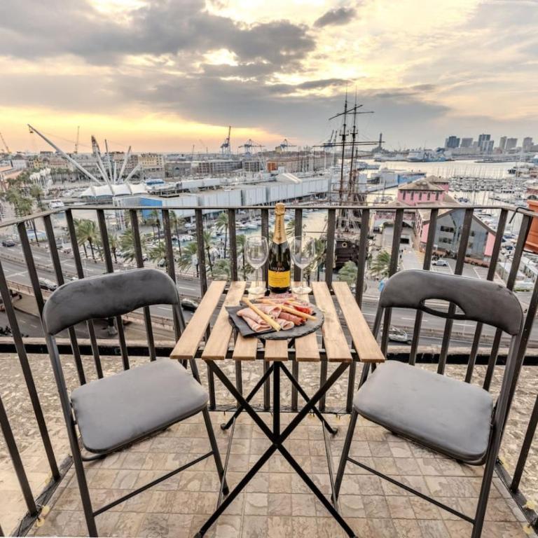 Aquarium Luxury Loft 1 - Exclusive Waterfront View - Appartamento con 2 Camere da Letto, Terrazza e Vista Mare - 1