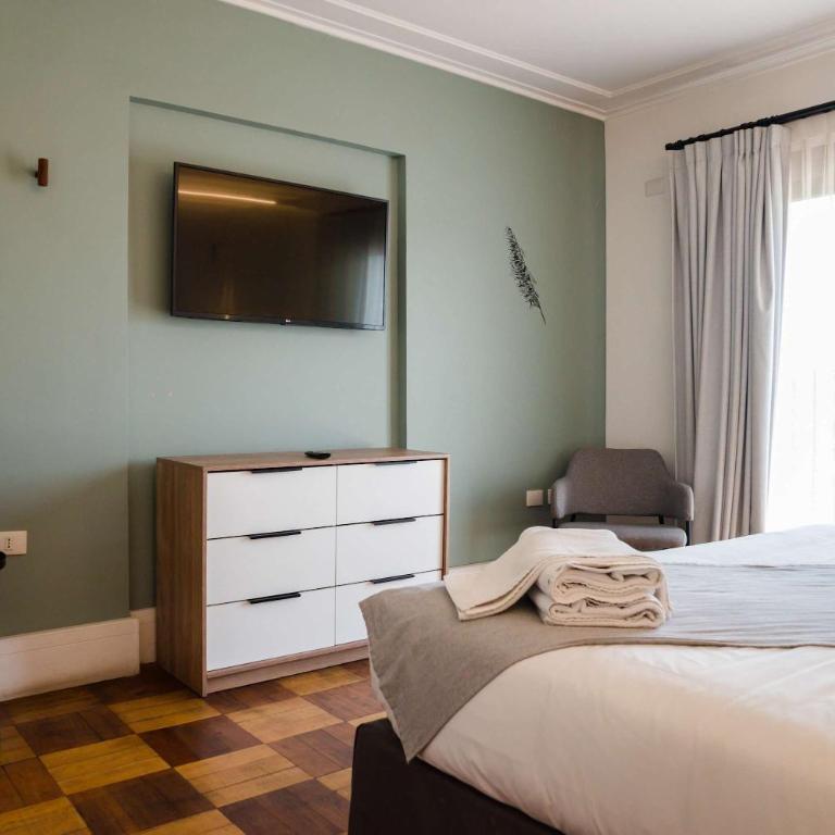 Modern Comfort in Providencia Ideal for 3 - Apartment - 9