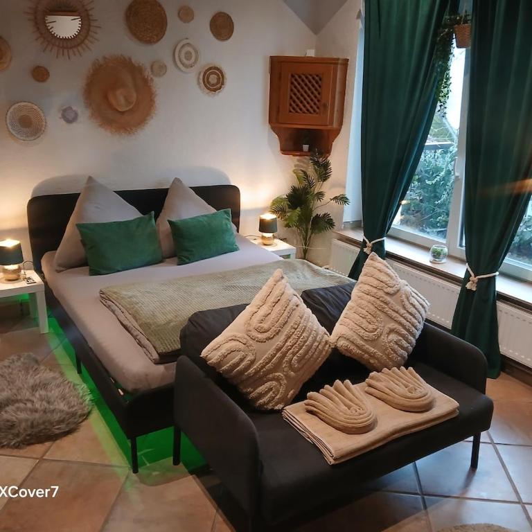 Green Oasis Stylish Garden Studio Workspace - Appartement 1 Chambre - 15
