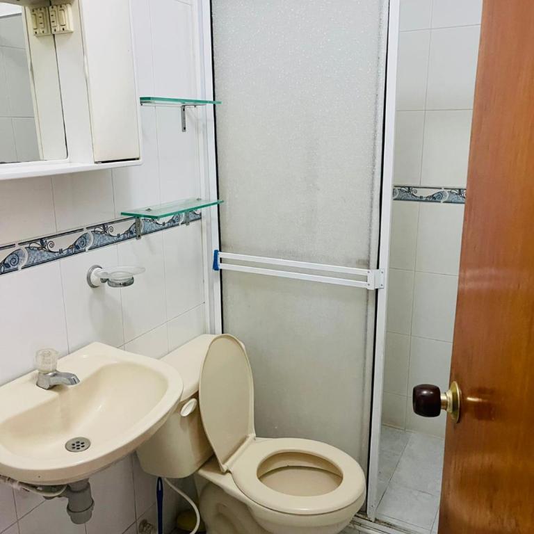 aparta estudio en Santa Marta en arriendo por dia de 600 mil pesos colombianos - One-Bedroom Apartment - 8