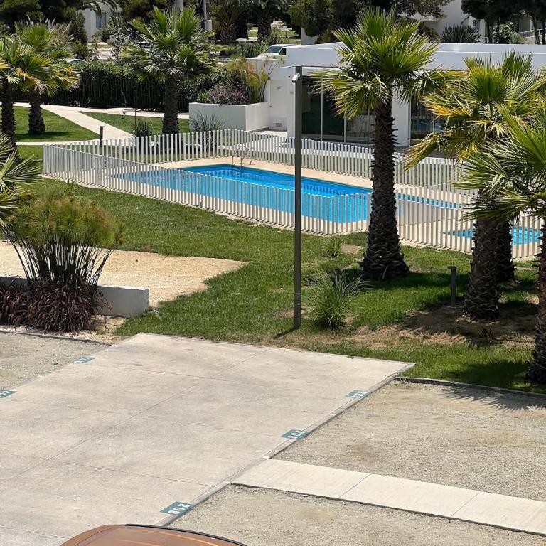 Acogedor departamento cerca de avenida del Mar - Two-Bedroom Apartment - 13