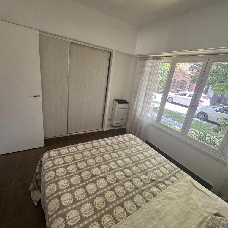 PH 3 ambientes la perla - Apartamento de 3 dormitorios - 7