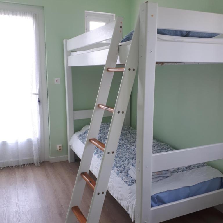 MAISON 6 personnes 80M2 ENTRE LES CALANQUES DU MUGEL ET FIGUEROLLES - Maison 3 Chambres - 10