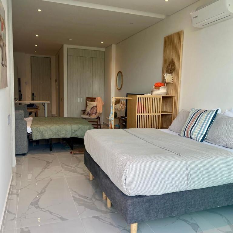 Luxury Stay- Pool, Gym Jacuzzi and Sea at your feet - Apartamento de 1 dormitorio - 9