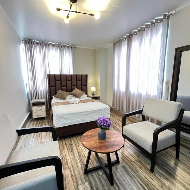 Ciudad Del Sol Hostel - Standard Double Room with Fan - 6