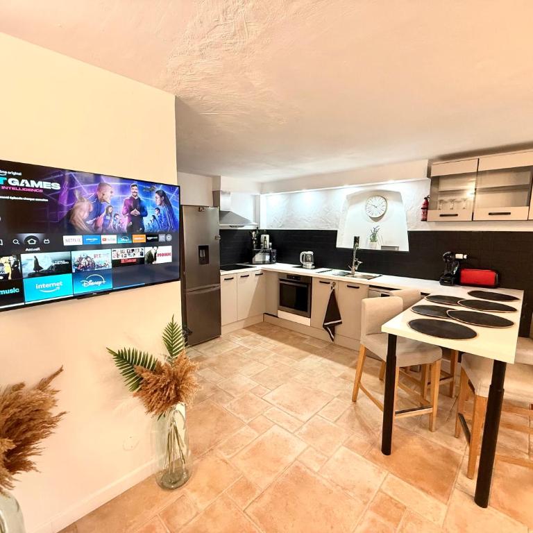 "RELAX SPA Publier" cinéma balnéo "Maison de village" - Maison 2 Chambres - 8