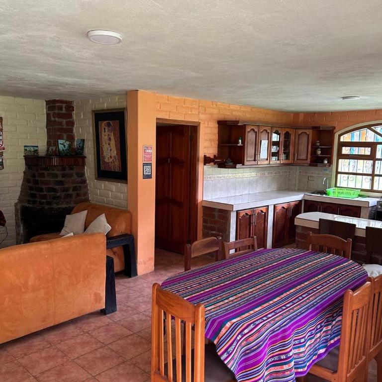 The Lookout Hideaway Cabin - Four-Bedroom Vacation Home - 6
