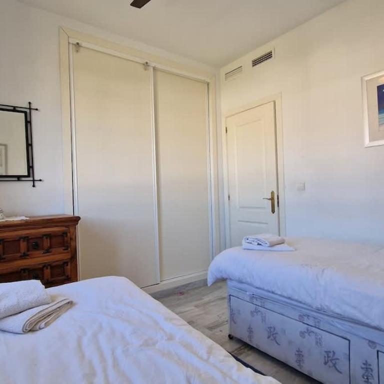 Modern apartment close to Cabopino Beach & Harbour - Apartamento - 17