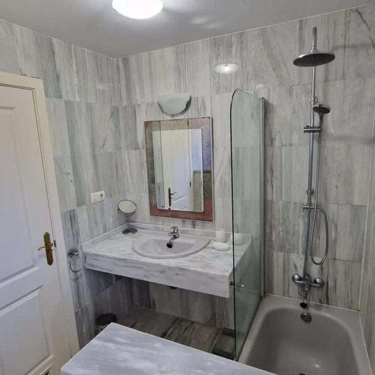 Modern apartment close to Cabopino Beach & Harbour - Apartamento - 22
