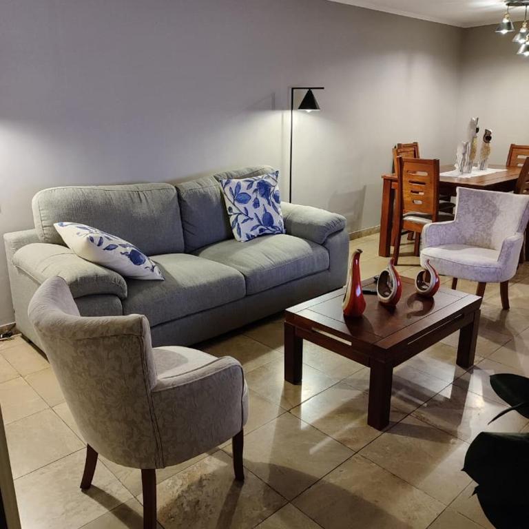 Alojamiento frente a cavancha para 6 personas - Three-Bedroom Apartment - 8