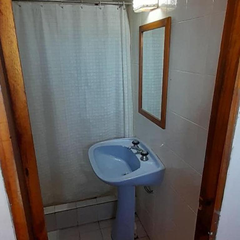 Lindon HOUSE - Three-Bedroom House - 3